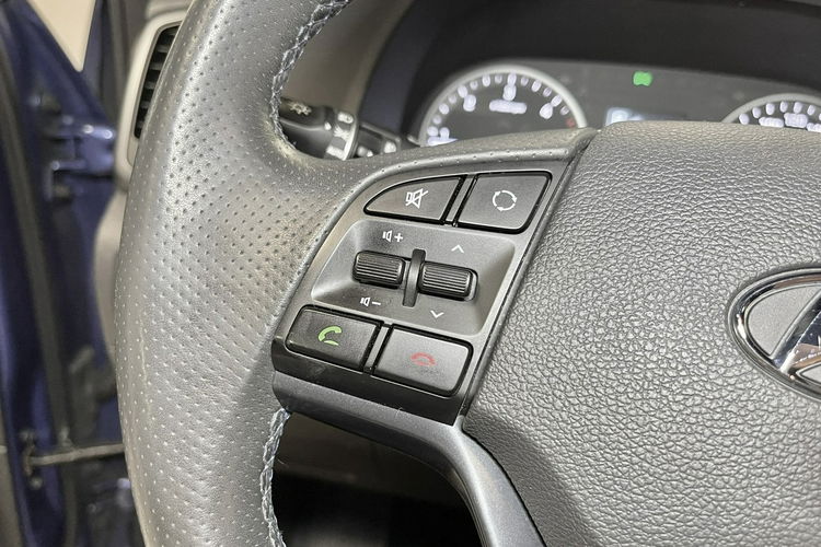 Hyundai Tucson 2.0 CRDi 184KM 4WD Style LED Kamera Navi GPS Alu19 Multimedia Niemiec zdjęcie 16