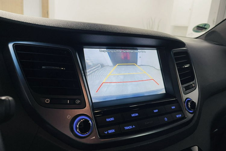 Hyundai Tucson 2.0 CRDi 184KM 4WD Style LED Kamera Navi GPS Alu19 Multimedia Niemiec zdjęcie 9