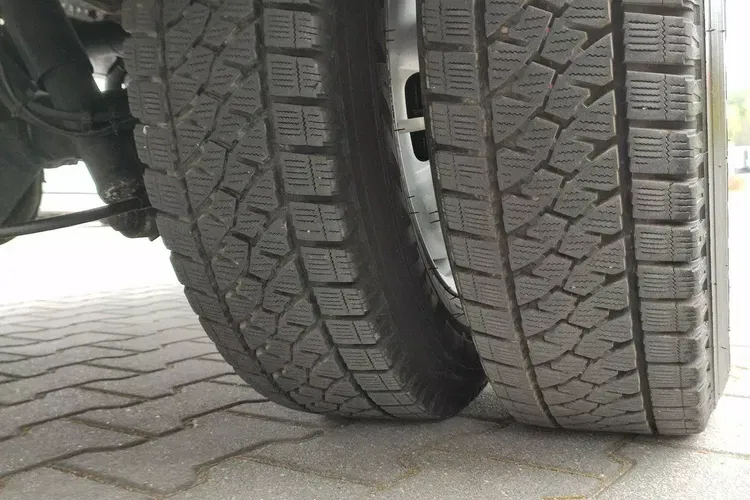Iveco Daily 35C16 V zdjęcie 13