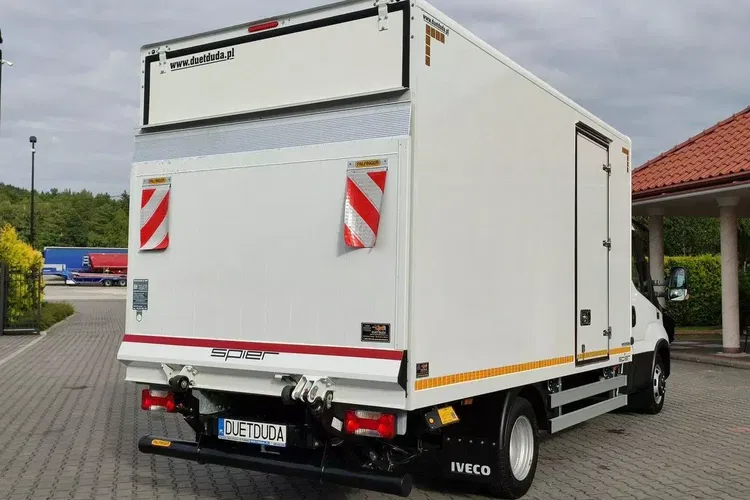 Iveco Daily 35C16 V zdjęcie 18