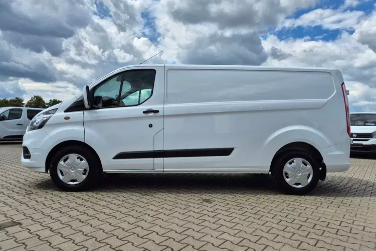 Ford Transit Custom Long 85900zł NETTO 2.0TdCi/170KM zdjęcie 7