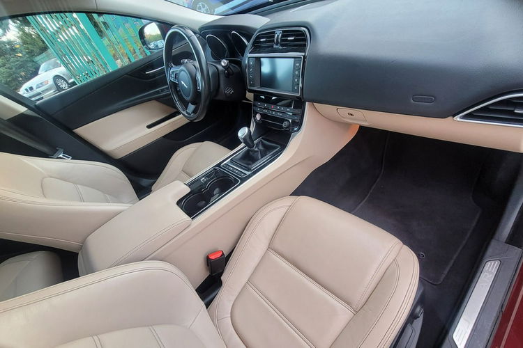Jaguar XE na raty od 3000 bez BIK KRD od FastCars zdjęcie 29