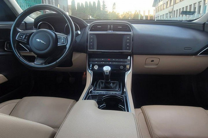 Jaguar XE na raty od 3000 bez BIK KRD od FastCars zdjęcie 39