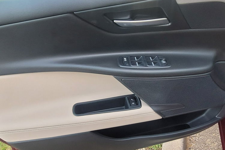 Jaguar XE na raty od 3000 bez BIK KRD od FastCars zdjęcie 9