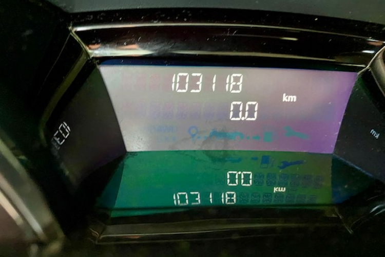 Renault Clio DIESEL / NAVI / KLIMA / TEMPOMAT / TABLET zdjęcie 16