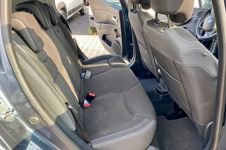Renault Clio DIESEL / NAVI / KLIMA / TEMPOMAT / TABLET zdjęcie 7
