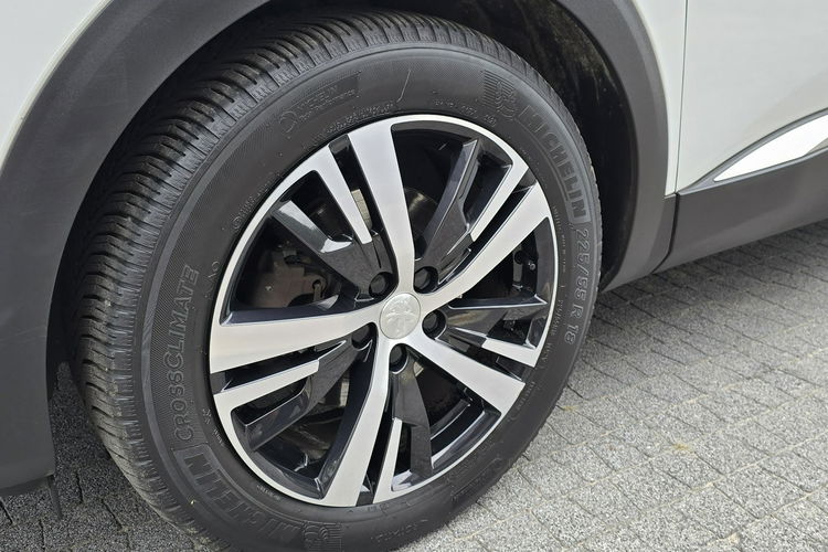 Peugeot 3008 1.5 HDi GT-Line / Bezwypadkowy / I-właściciel zdjęcie 17