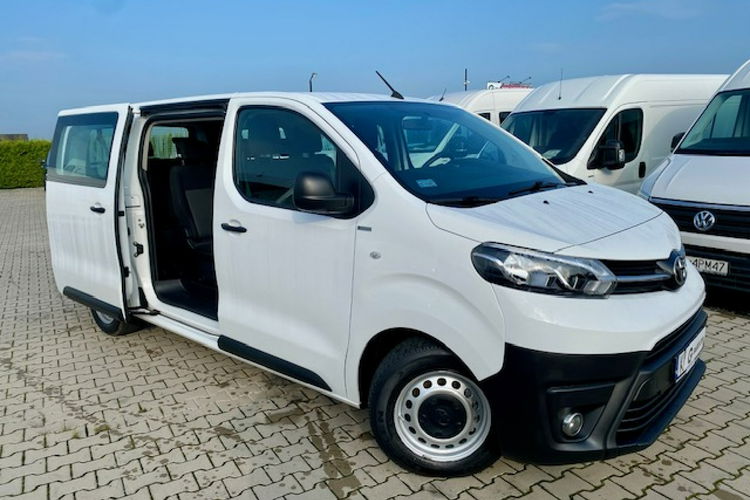 Toyota ProAce SALON PL / L2H1 - Długi / 9 osób / 2 x KLIMA PRZÓD + TYŁ / GWARANCJA zdjęcie 2