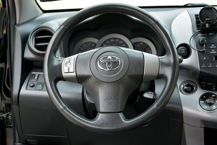 RAV-4 2.0VVT-I(152KM) Executive Skóry 2xParktronic Oryginał Aso Toyota zdjęcie 22