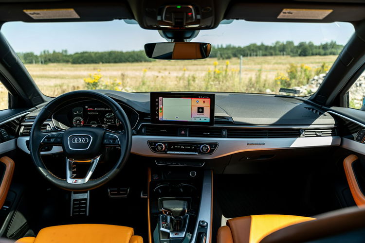 Audi S4 3.0L V6 / 349KM / Niski Przebieg / Bogate wyposażenie zdjęcie 32