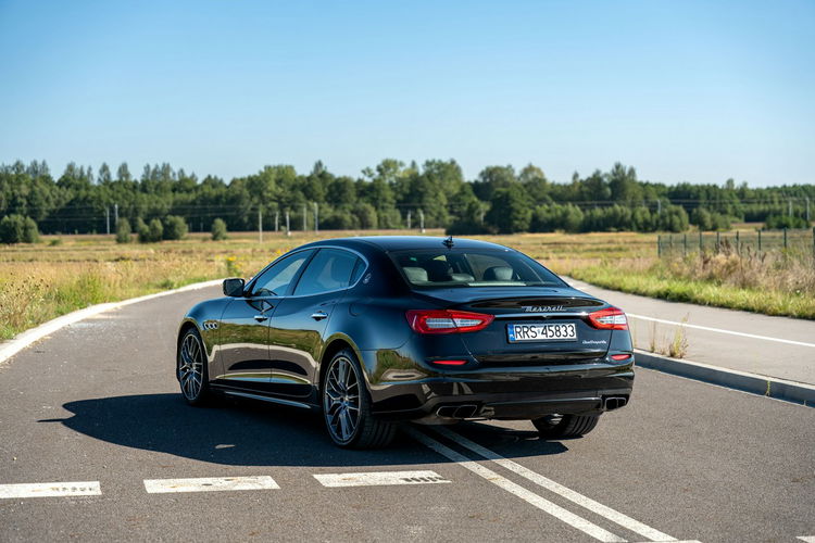 Maserati Quattroporte GTS / 3.8L V8 530KM / Bogate wyposażenie zdjęcie 11
