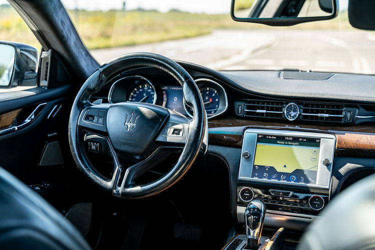 Maserati Quattroporte GTS / 3.8L V8 530KM / Bogate wyposażenie zdjęcie 26