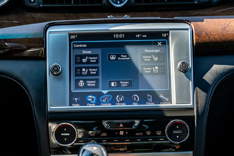 Maserati Quattroporte GTS / 3.8L V8 530KM / Bogate wyposażenie zdjęcie 31