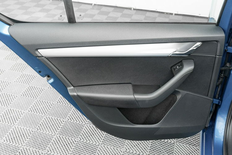 Skoda Octavia WD6061P#1.5 TSI Ambition Cz.park 2 stref klima Salon PL VAT 23% zdjęcie 25