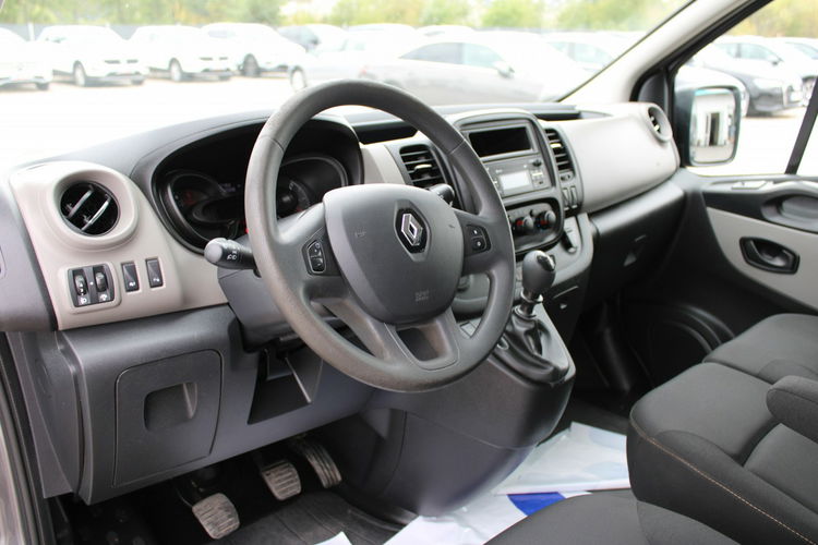 Renault Trafic 9 Osobowy F-vat Gwarancja Salon Polska zdjęcie 9