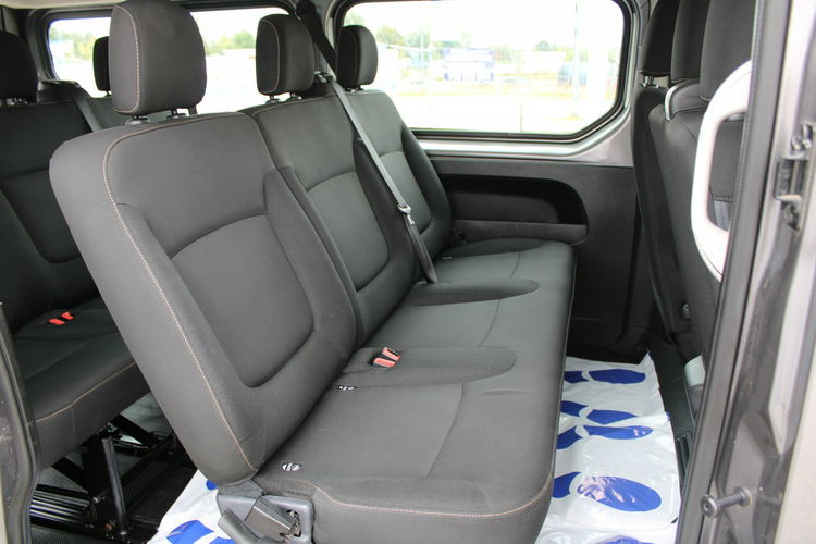 Renault Trafic 9 Osobowy F-vat Gwarancja Salon Polska zdjęcie 12