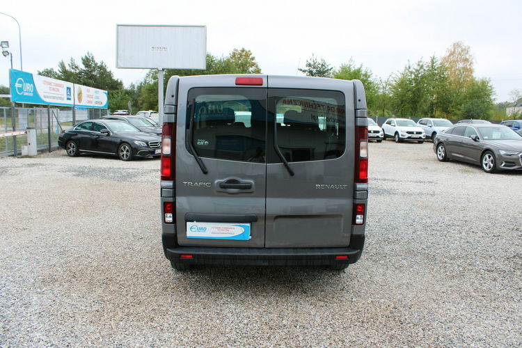 Renault Trafic 9 Osobowy F-vat Gwarancja Salon Polska zdjęcie 5