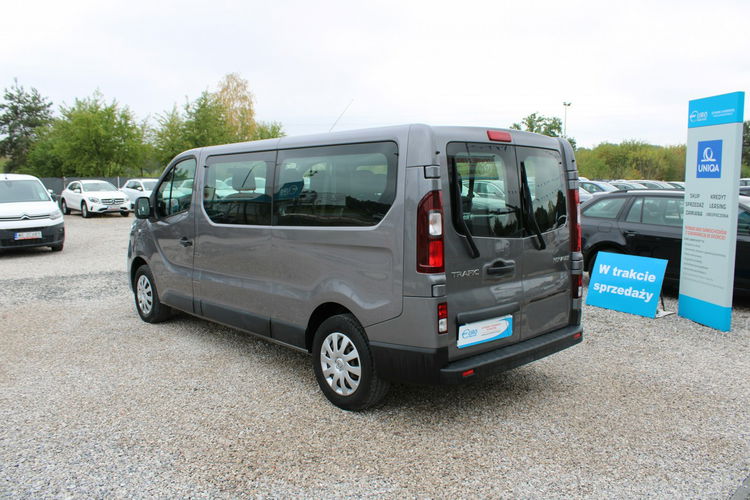 Renault Trafic 9 Osobowy F-vat Gwarancja Salon Polska zdjęcie 6
