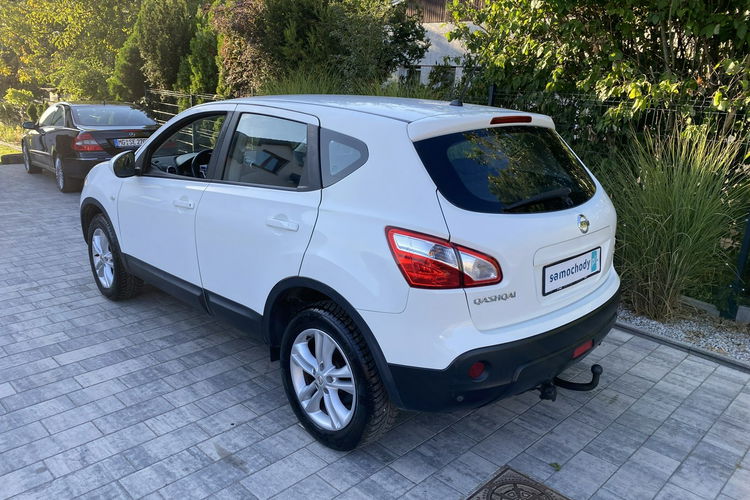 Nissan Qashqai 4X4. Zadbany Bezwypadkowy Niski oryginalny przebieg zdjęcie 25