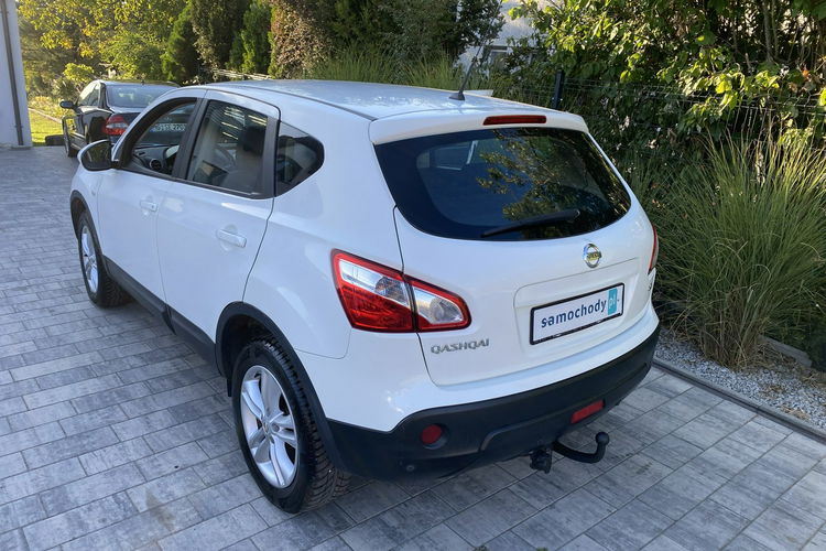 Nissan Qashqai 4X4. Zadbany Bezwypadkowy Niski oryginalny przebieg zdjęcie 26