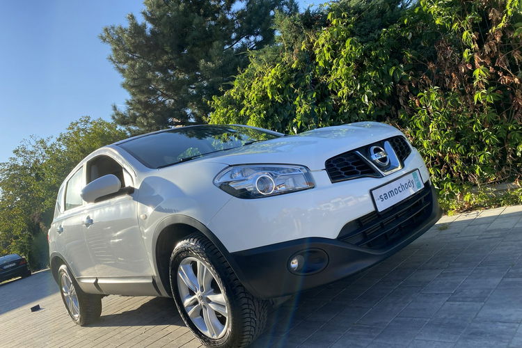 Nissan Qashqai 4X4. Zadbany Bezwypadkowy Niski oryginalny przebieg zdjęcie 31