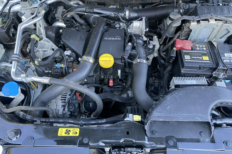 Nissan Qashqai 4X4. Zadbany Bezwypadkowy Niski oryginalny przebieg zdjęcie 34