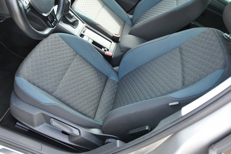 Volkswagen Golf 1.5 TSI BMT Evo IQ Drive DSG Ledy Podgrz. Szyba Lane Assist Gwar. FV zdjęcie 11