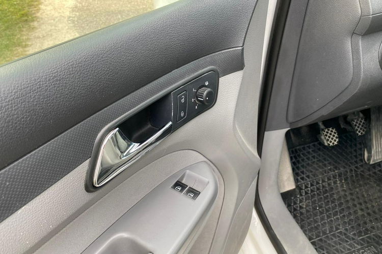 Volkswagen Caddy VW Caddy 2.0MPI LPG nowy gaz mały przebieg wersja MAX zdjęcie 14