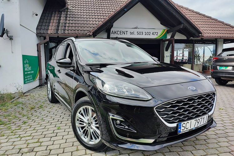 Ford Kuga AWD (4x4) + max Vignale + niski przebieg zdjęcie 39