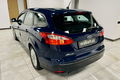 samochód osobowy Ford zdjęcie 2