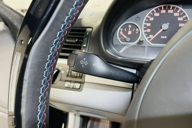BMW 318 330Ci 3.0 R6 231KM COUPE Black BiXenon ALU Szyberdach Skóry El .fotele zdjęcie 19