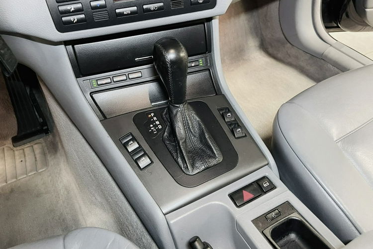 BMW 318 330Ci 3.0 R6 231KM COUPE Black BiXenon ALU Szyberdach Skóry El .fotele zdjęcie 21