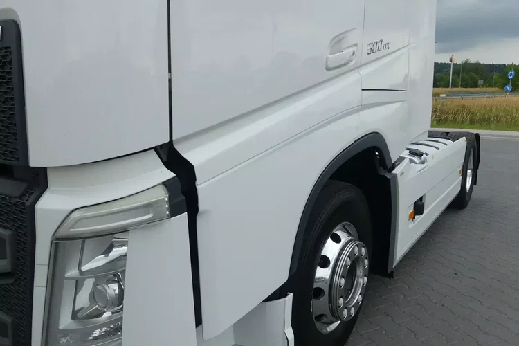 Volvo FH4 500 / EEV / AUTOMAT / STANDARD / PEŁNE OSPOJLEROWANIE / zdjęcie 13