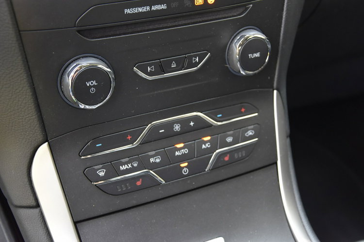 Ford S-Max 2.0 Benzyna Gwarancja Bogate Wyposażenie Automat zdjęcie 21