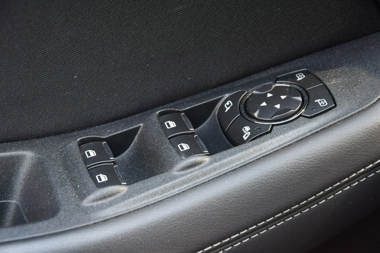 Ford S-Max 2.0 Benzyna Gwarancja Bogate Wyposażenie Automat zdjęcie 30