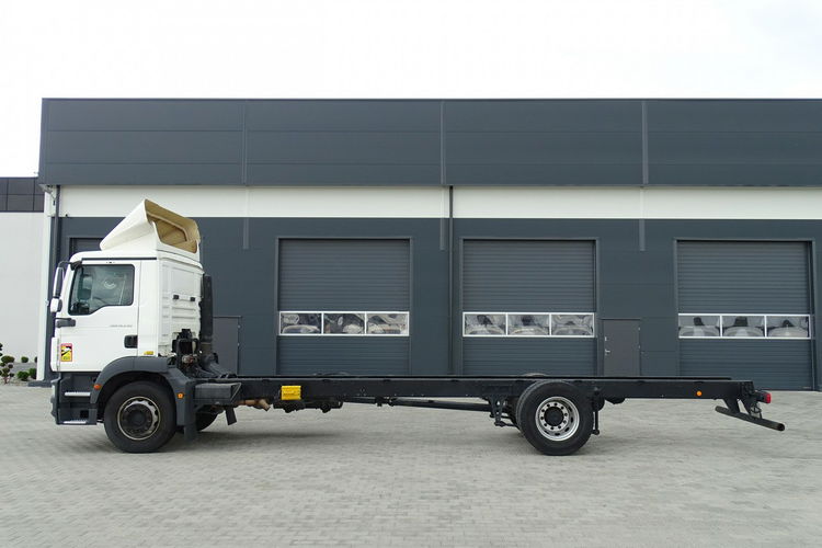 MAN TGM 18.290 Rama Pod Zabudowe Sprowadzony Przebieg Udokumentowany , Klimatyzacja , Poduszki, Długość Ramy 8.37cm zdjęcie 16