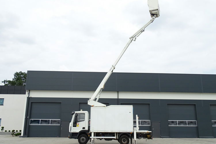 Iveco Euro Cargo 120EL18 Podnośnik Koszowy Teleskopowy Przegubowy Zwyżka,  Sprowadzony ,  Możliwość wykonania Dozoru Technicznego zdjęcie 14