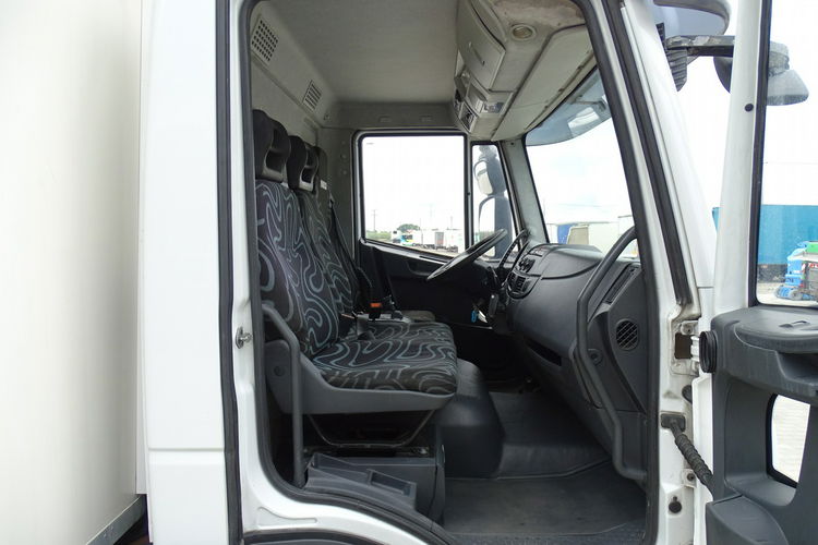 Iveco EuroCargo 190E28 Izoterma Chłodnia Chereau Sprowadzony Przebieg Udokumentowany EEV Kabina 3 osobowa Winda Poduszki zdjęcie 7