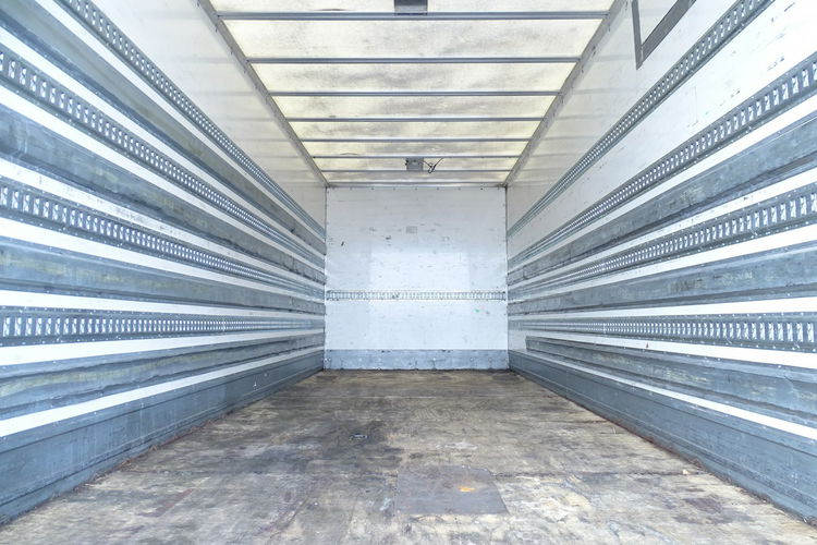 DAF LF 55.250 Kontener Przebieg Udokumentowany Klima DMC 15 TON lub 16TON , Winda 2000KG , Sprowadzony, Zawieszenie Pneumat zdjęcie 5