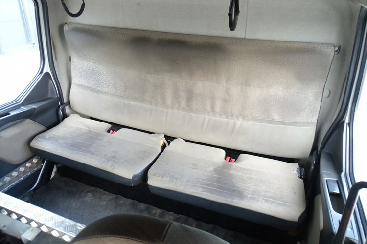 Renault MIDLUM 240 DXI 6 Osobowa Kabina Sprowadzony Firanka Przebieg Udokumentowany Klimatyzacja Poduszki Brygadówka Manual zdjęcie 21