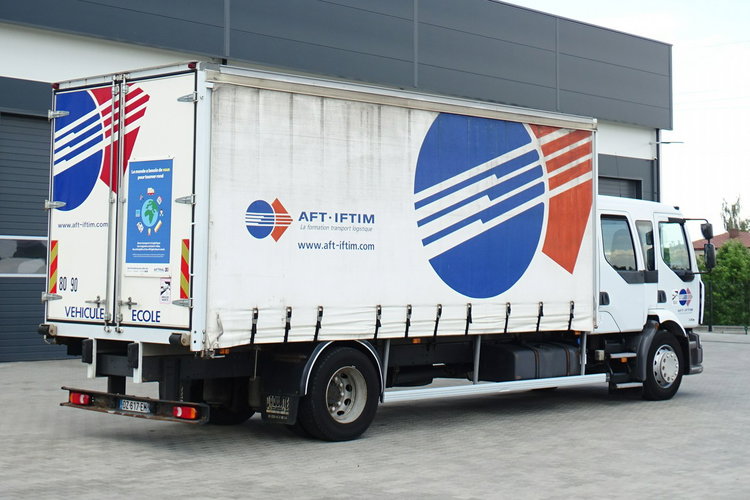 Renault MIDLUM 240 DXI 6 Osobowa Kabina Sprowadzony Firanka Przebieg Udokumentowany Klimatyzacja Poduszki Brygadówka Manual zdjęcie 4