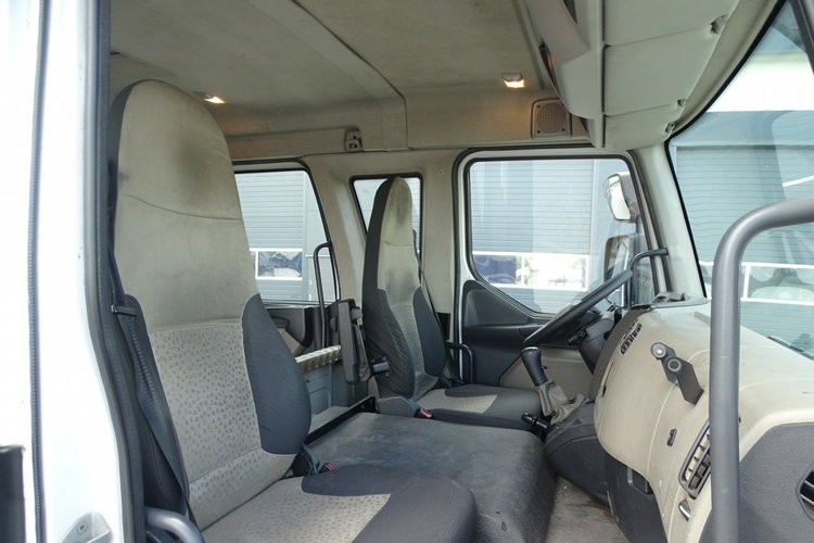 Renault MIDLUM 240 DXI 6 Osobowa Kabina Sprowadzony Firanka Przebieg Udokumentowany Klimatyzacja Poduszki Brygadówka Manual zdjęcie 7