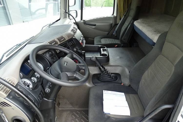 DAF CF 65.300 Kontener Sprowadzony Książka Serwisowa Klima Postojowa, sypialka, GLOB , Blokada mostu , Manual , Poduszki zdjęcie 6