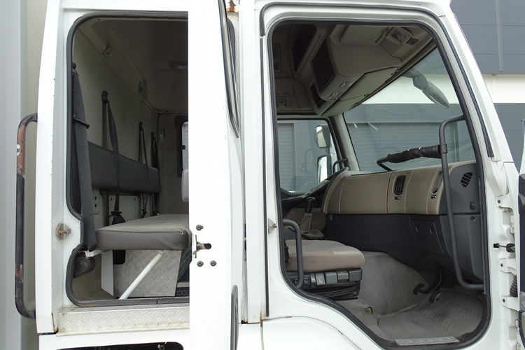 Renault PREMIUM 320 DXI Kabina 6 Osobowa Firanka Plandeka Sprowadzony Przebieg Udokumentowany , Klima , Poduszki , Winda , Hak , Brygadówka zdjęcie 15