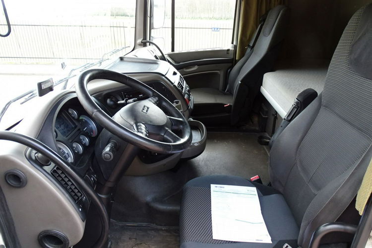 DAF XF 105.410 ATE Książka serwisowa Sprowadzony Winda,  poduszki,  klimatyzacja webasto,  Hak,  Glob,  ,  Sprowadzony zdjęcie 6