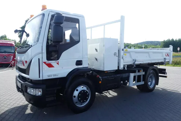 Iveco EUROCARGO 120-220 / WYWROTKA Z HYDROBURTĄ / 90 tys km / zdjęcie 5