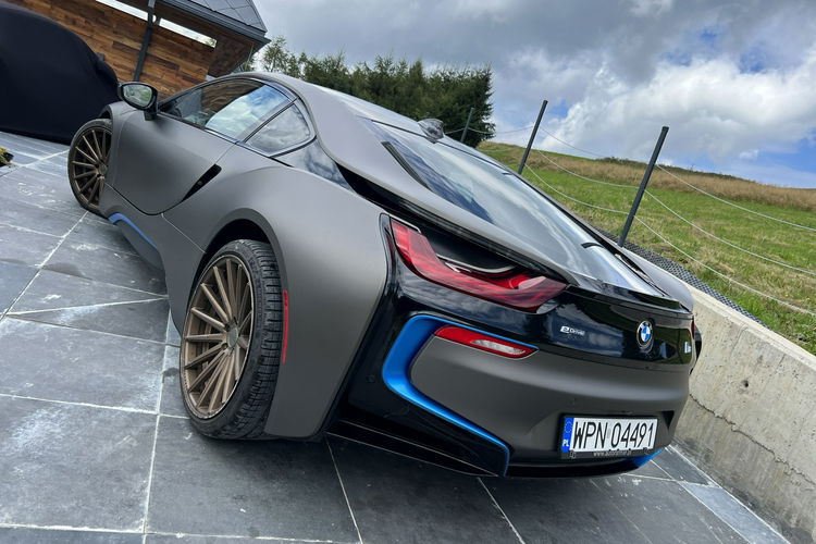 BMW i8 Pure Impulse zdjęcie 19