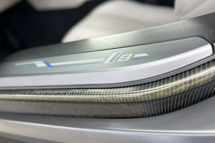 BMW i8 Pure Impulse zdjęcie 45