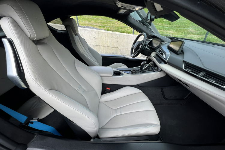BMW i8 Pure Impulse zdjęcie 52