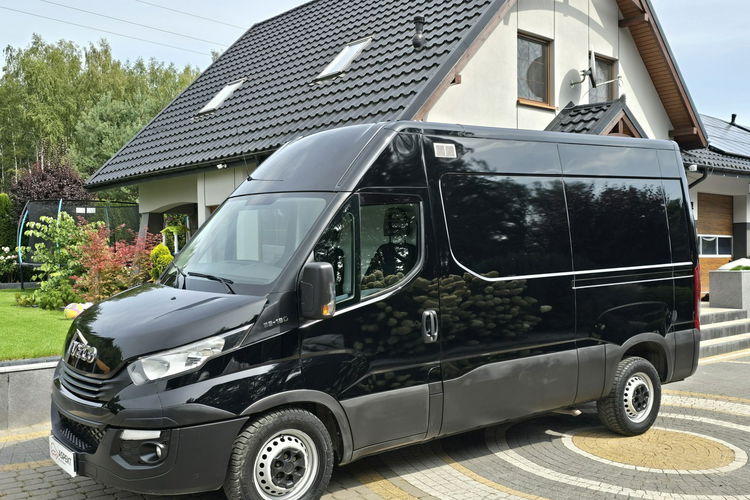 Iveco Daily 35S18 3.0 JTD 180KM Hi-Matic / I-właściciel / zdjęcie 3